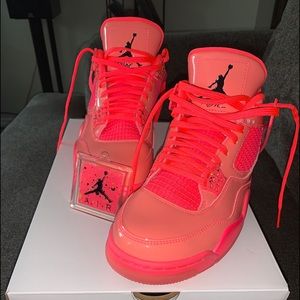 YES, STILL AVAILABLE Women’s Air Jordan’s 4 Retro